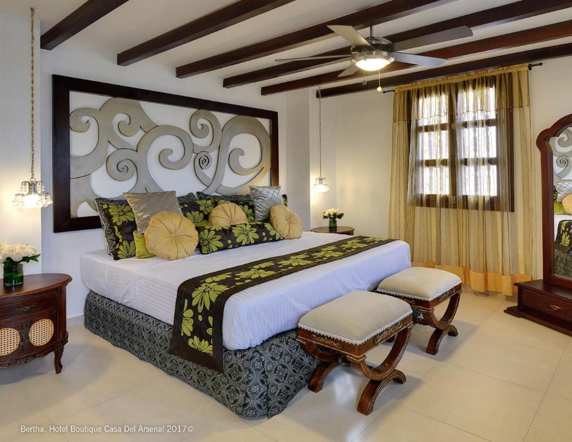 Hotel Dorado Plaza Calle Del Arsenal Cartagena Buitenkant foto