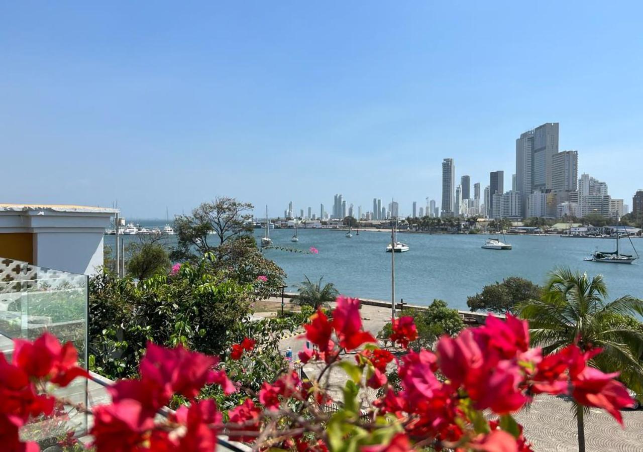 Hotel Dorado Plaza Calle Del Arsenal Cartagena Buitenkant foto