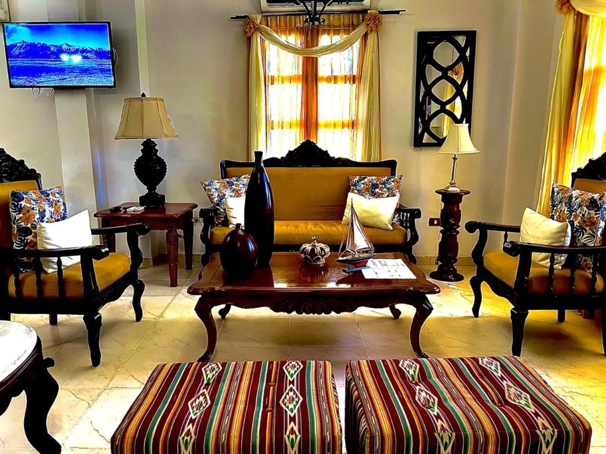 Hotel Dorado Plaza Calle Del Arsenal Cartagena Buitenkant foto