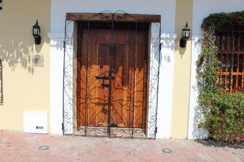 Hotel Dorado Plaza Calle Del Arsenal Cartagena Buitenkant foto