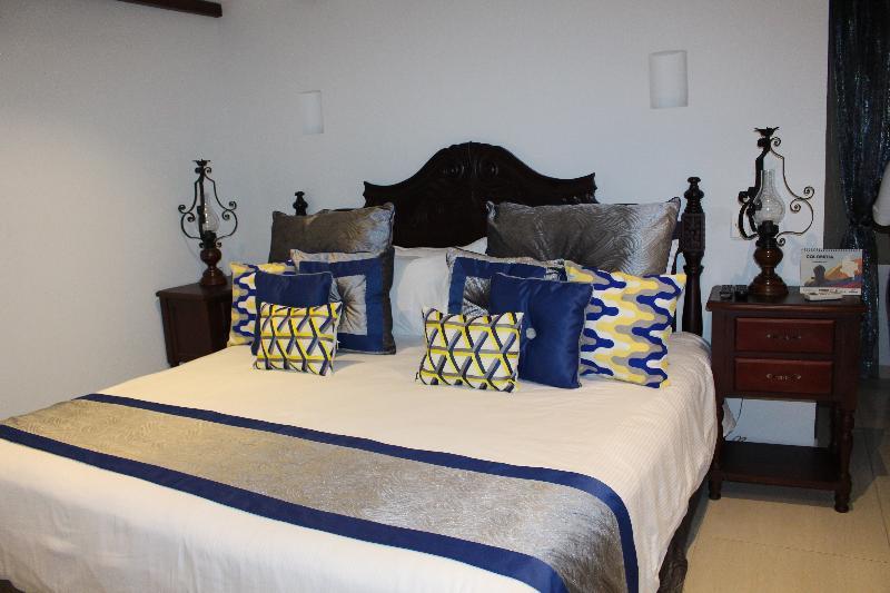 Hotel Dorado Plaza Calle Del Arsenal Cartagena Buitenkant foto